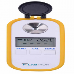 Refractometer